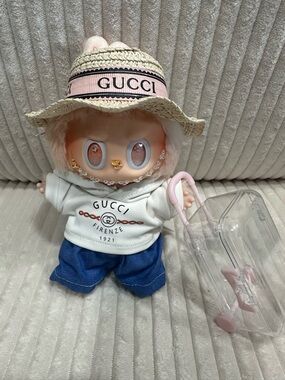 Adorable Labubu outfit! Outfit,cute hat & suitcase.New.labubu not included.